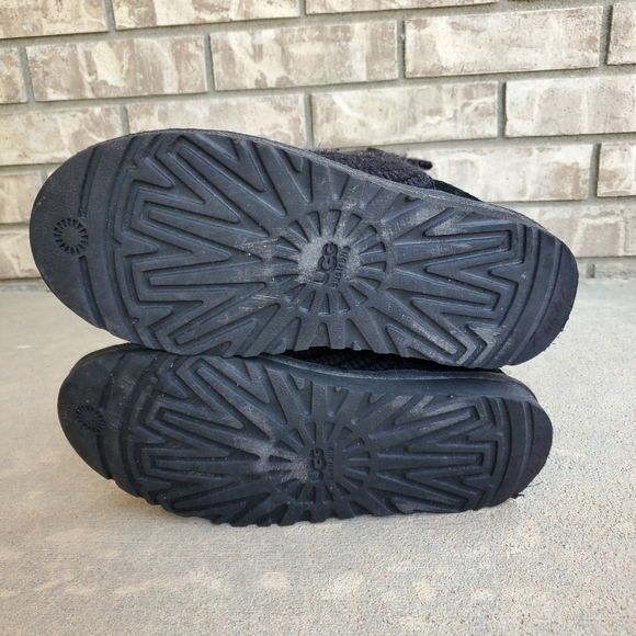 UGG Cardy Classic button knit tall boots women's - Picture 15 of 16